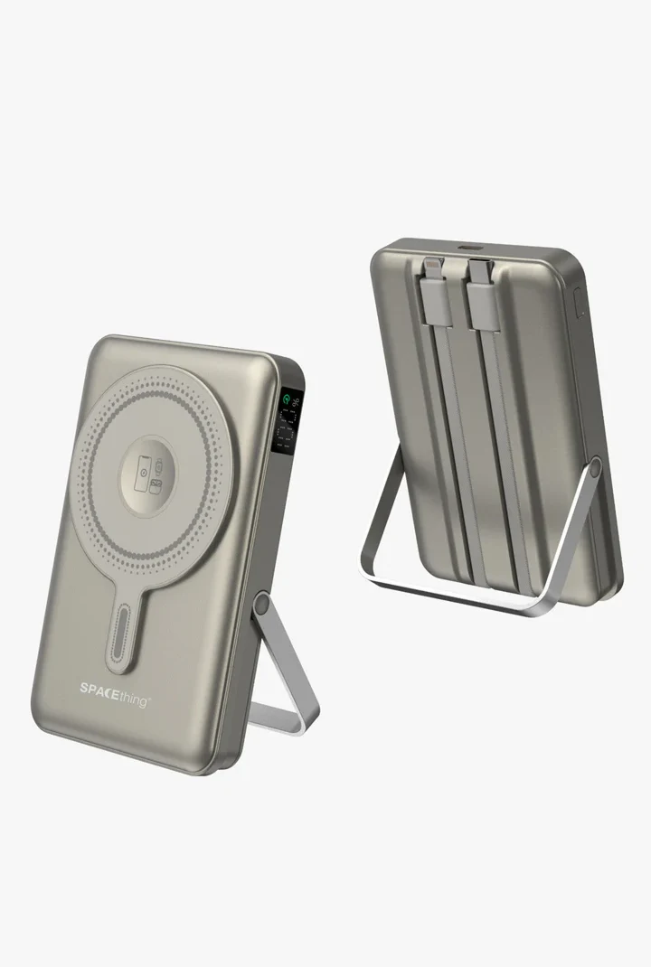 SPACEthing Luzern 10000mAh MagSafe Wireless Power Bank - Image 3